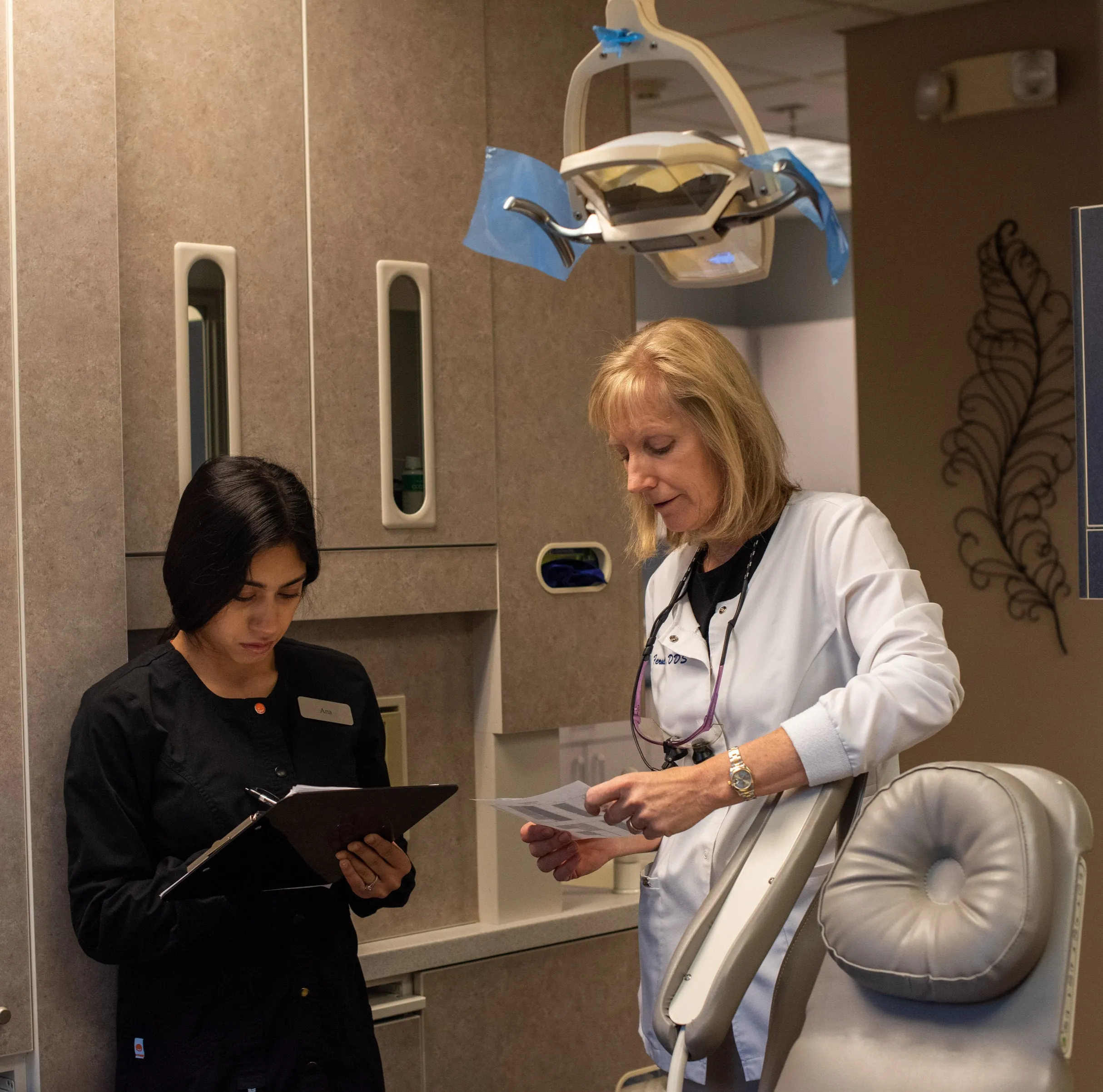 Stanbrick clinicians collaborating over a patient’s treatment plan